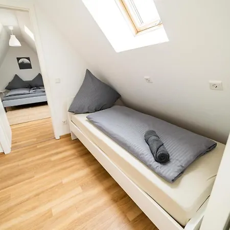 Fullhouse - Halle - R17 - 111sqm Loft - 8 Beds For 10 Guests