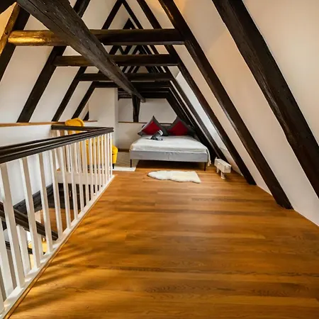 Fullhouse - Halle - R17 - 111sqm Loft - 8 Beds For 10 Guests